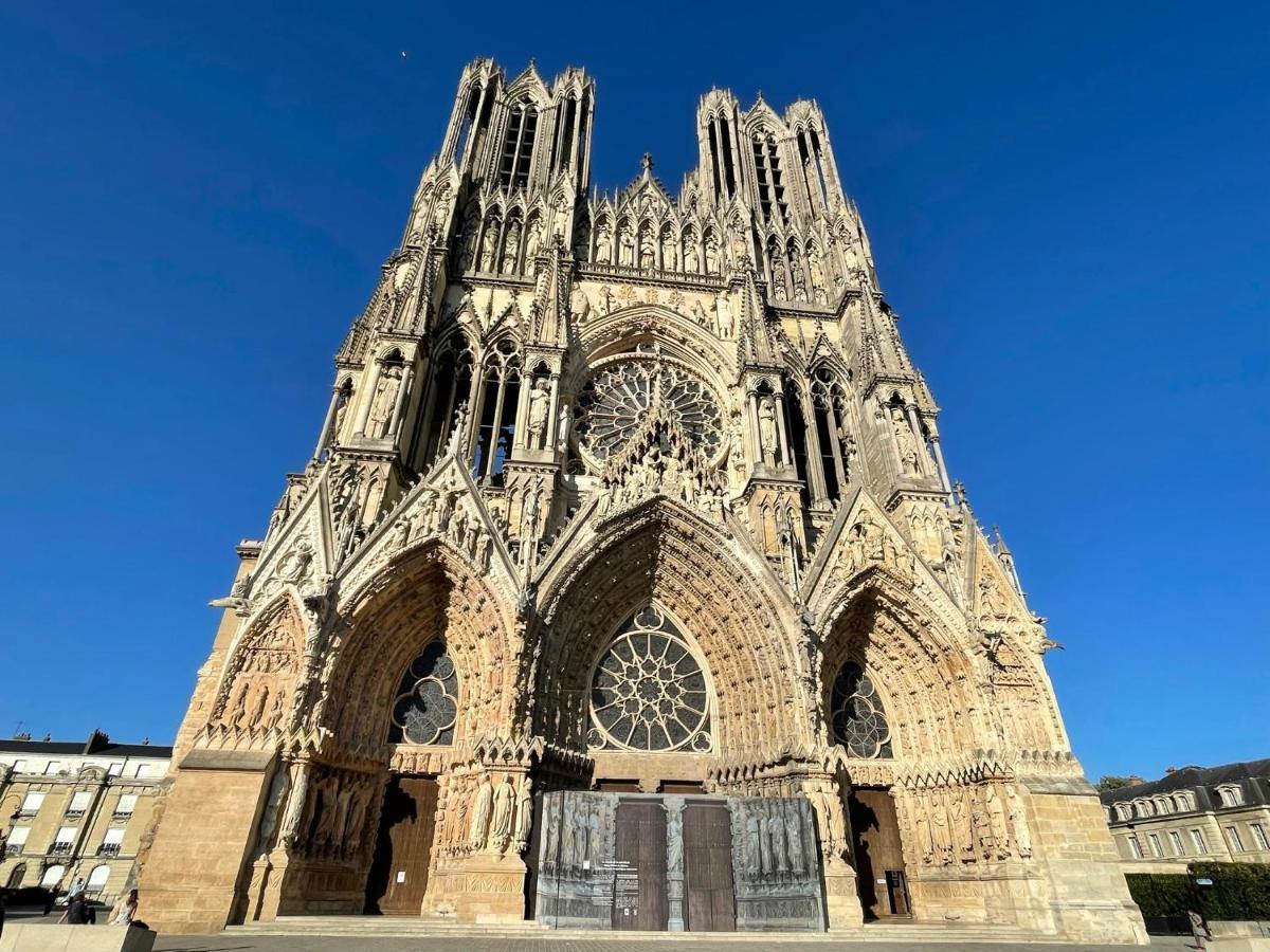 Aux Clefs Des Sacres - Dans Un Hotel Particulier Situe Rue Du Marc - Reims - Hyper Centre Forum Mairie Boulingrin Екстер'єр фото